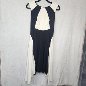 Ann Taylor NWT Size 0P Asymmetrical Colorblock Black/White Dress